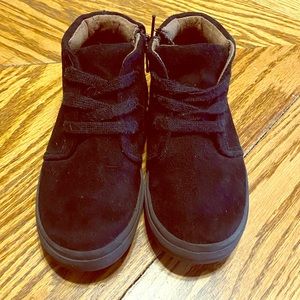 Cat and Jack casual boot shoe